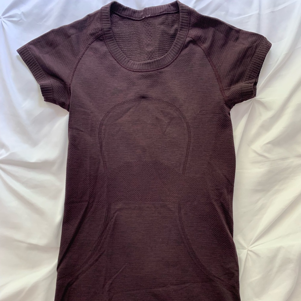 Swiftly Tech Short Sleeve Lululemon shirt